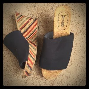 Y Not wedges size 8